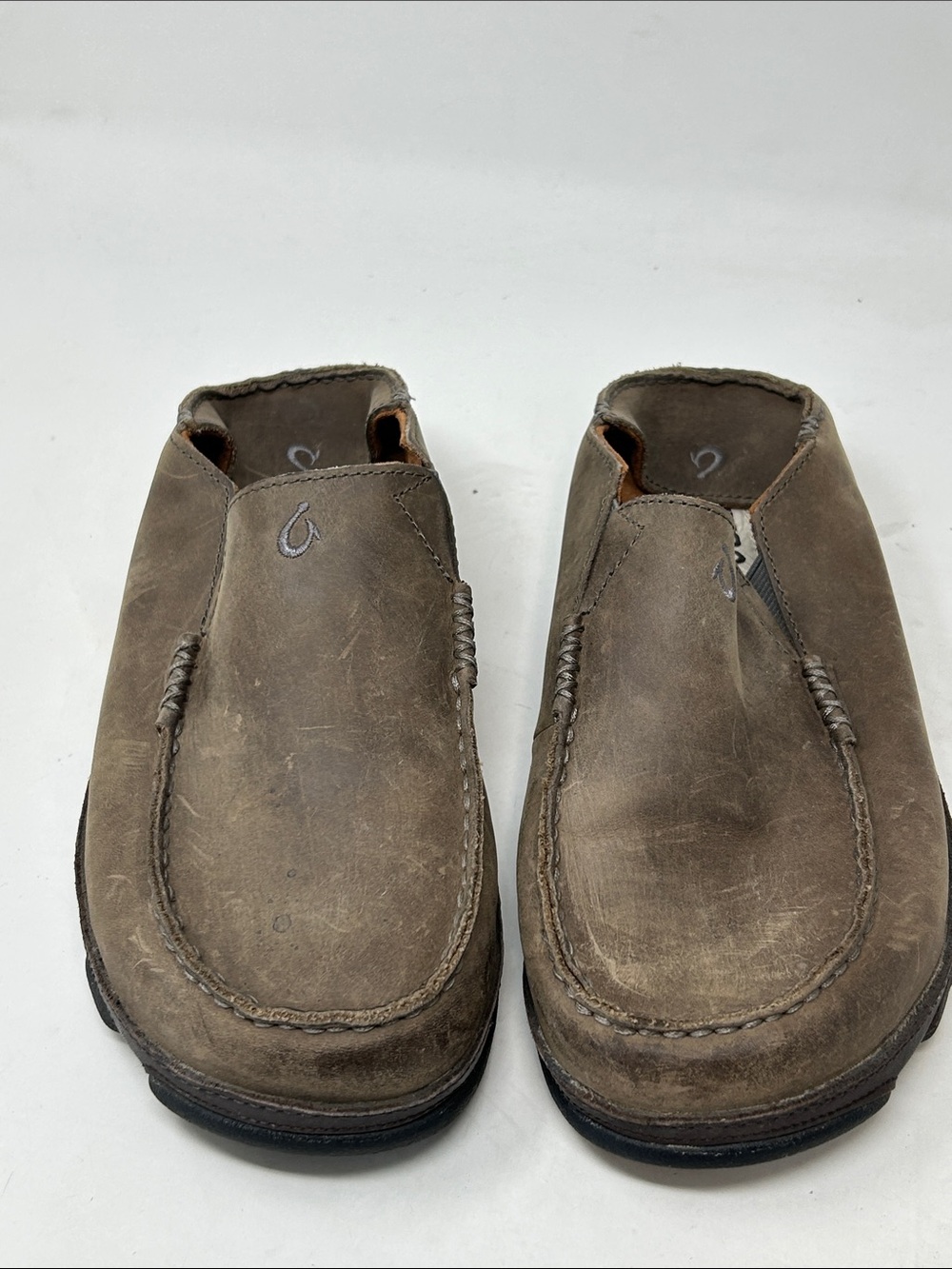 OluKai Moloa Mens Dark Wood Leather Slip On Loafers Drop In Heel Size 8.5